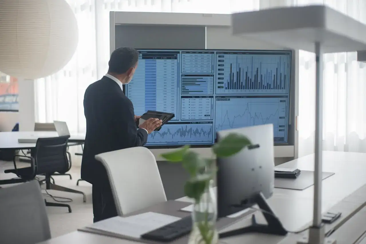 Modern trading floor showcasing derivatives and structured products activity